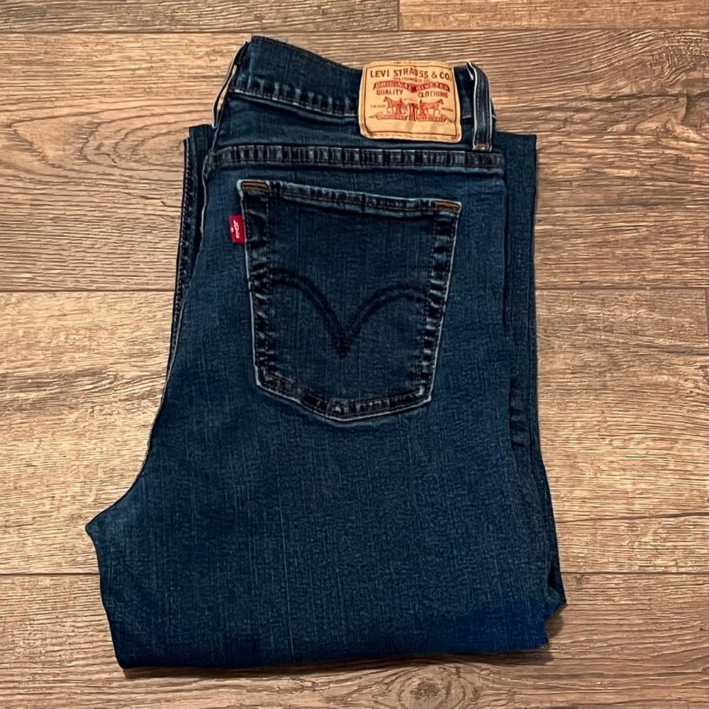 Levi 512 Bootcut Jeans